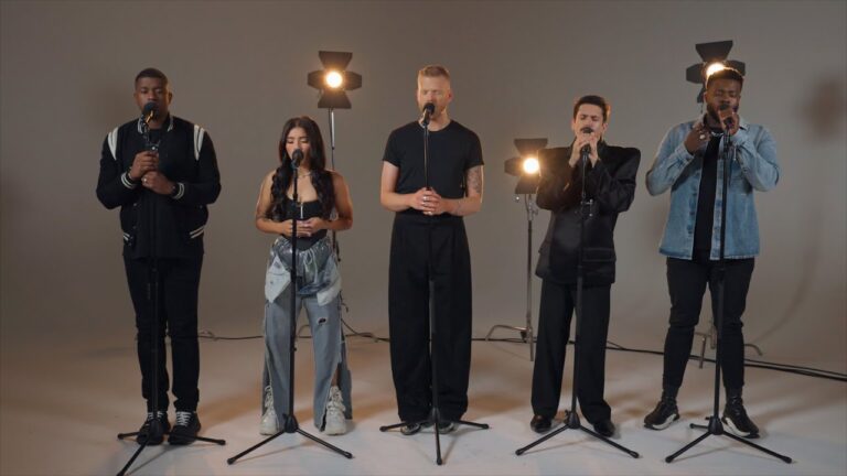 Pentatonix – The Sound of Silence (Live)