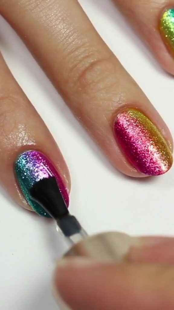 @hannahroxit.com Glitter rainbow gradient nail art! #nails #beauty #nailart #fyp…