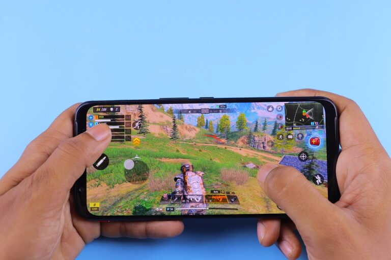 The Rise of Mobile Gaming: How Smartphones Are Changing the Gaming Landscape