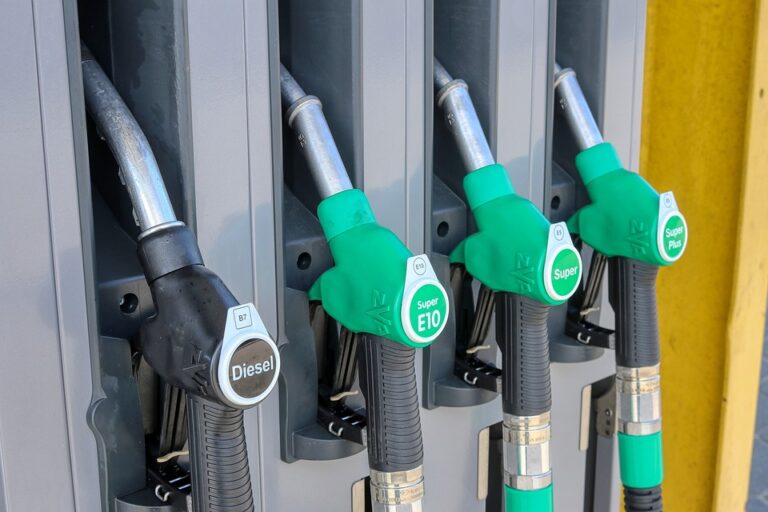 Save Money at the Pump: Expert Fuel Efficiency Tips You Need to Know