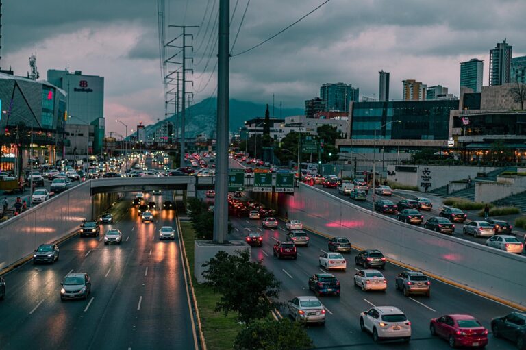 The Rise of Online Car Leasing: How Technology is Changing the Industry
