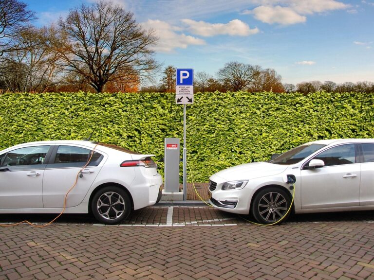 Understanding the Costs: Is Installing a Home Electric Charging Station Worth It?