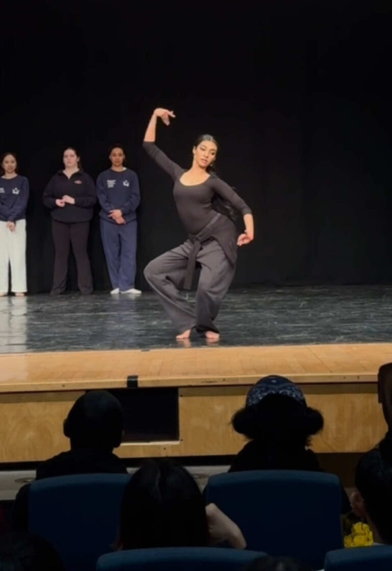@hashnasiva Tapped into my soft girl energy in a “South Indian traditional dance…