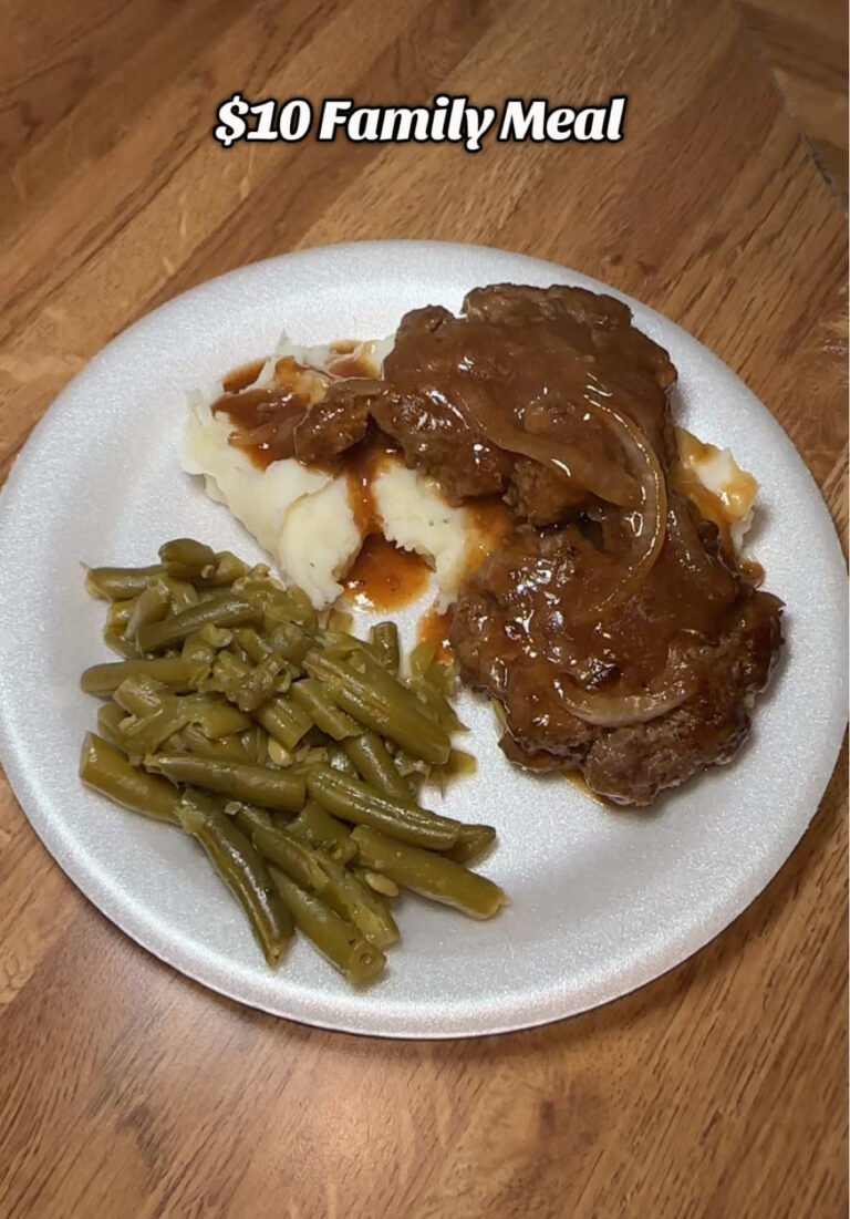 @kitcatt13 Hamburger Steak gon do it everytime! #hamburgersteak #budgetmeal #qui…