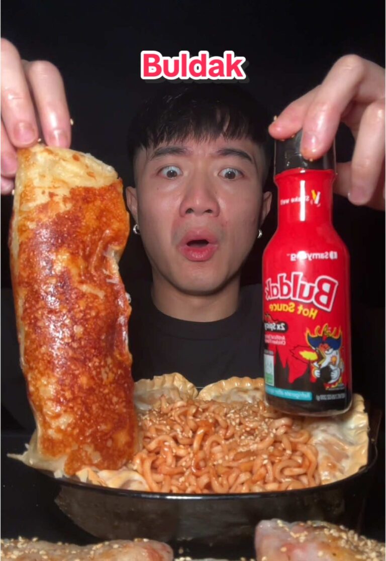 @dlameats It’s never spicy enough eating @Buldak thanks to @Fruit Riot  #fruitri…