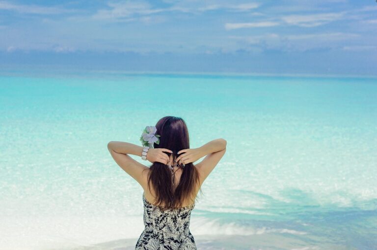 The Ultimate Honeymoon Checklist: Must-See Destinations for 2024