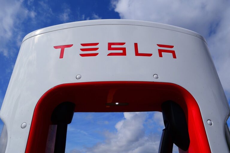 How Innovative Charging Technology is Paving the Way for Electric Aviation
